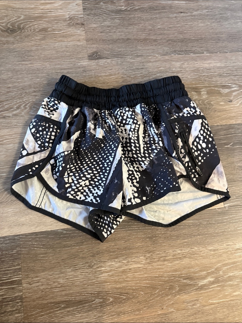 lululemon athletica Black & White Abstract Print Athletic Shorts